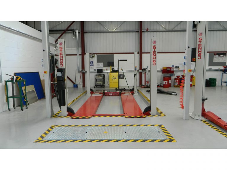 STENHOJ Major 4000 6000 MOT/ATL Electrohydraulic 4post lift with 4.